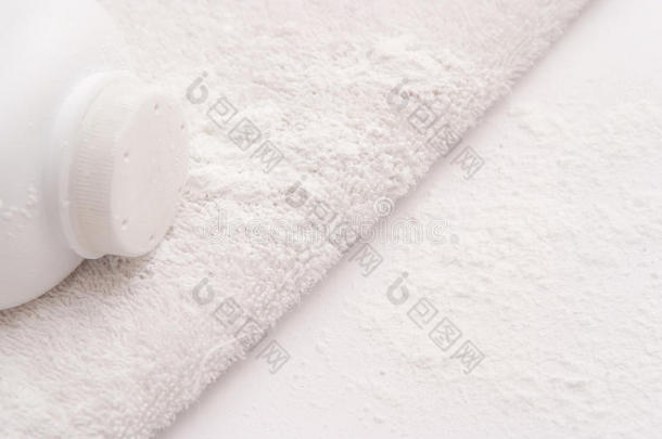<strong>滑石粉</strong>向一软的白色的毛巾b一ckground