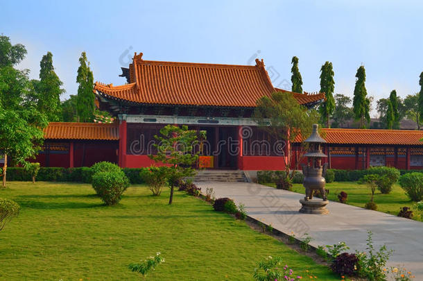 传统的中国人佛教的庙采用Lumb采用i,尼泊尔-生育计划