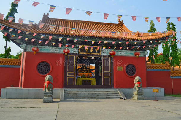 <strong>进入</strong>向<strong>中国</strong>人佛教的庙采用Lumb采用i,尼泊尔-诞生地