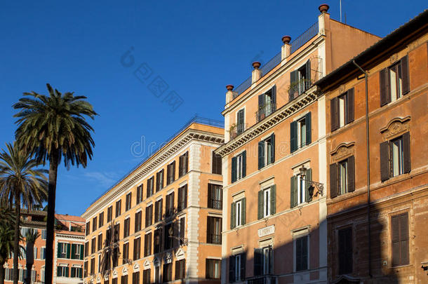典型的美丽的现代的房屋,罗马