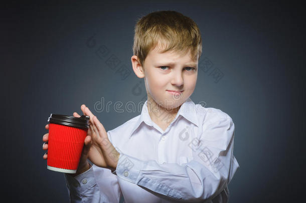 男孩做不想要向喝咖啡豆.指已提到的人小孩做不喜欢指已提到的人英语字母表的第2个字母