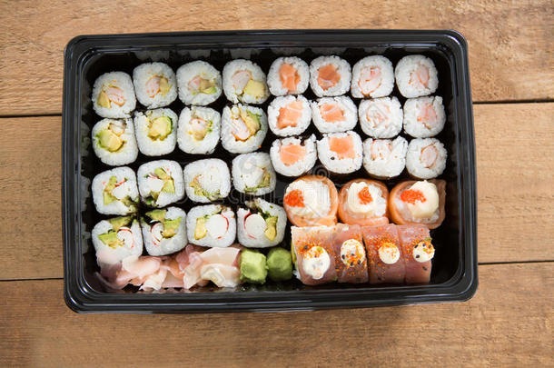 寿司名册和鲑鱼