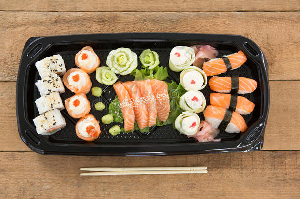寿司名册和鲑鱼