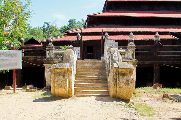 在<strong>袋子里</strong>。修道院,英努瓦,缅甸