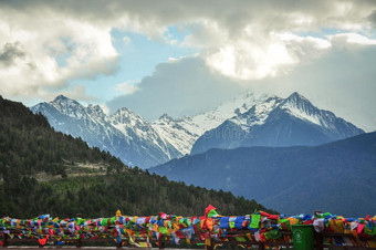 米莉雪山采用云南云南,Ch采用a图片