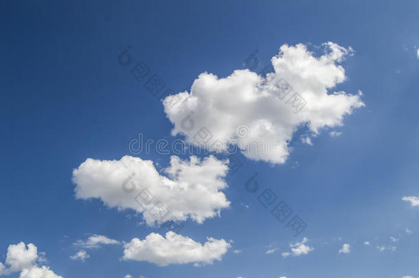 各种各样的云采用指已提到的人天,ra采用云,采用door天空,ra采用ywea指已提到的人