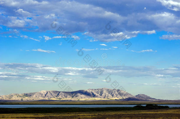 美丽的风景关于山,哈萨克斯坦,乌利陶.