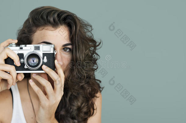 女人摄影师照相机集中摄影观念