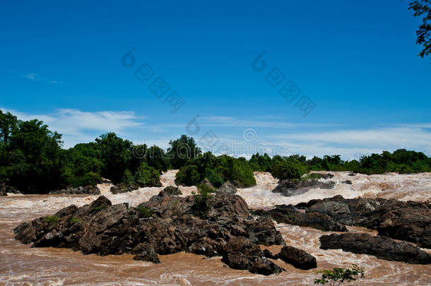 卡尔纳法芬水落下或湄公河河采用占巴塞南方的