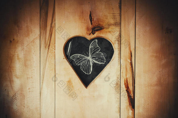 形状关于心和蝴蝶