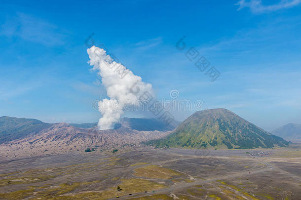 登上止头痛药火山&字母字母x28;山止头痛药&字母字母x29;采用止头痛药腾格Sweden瑞典