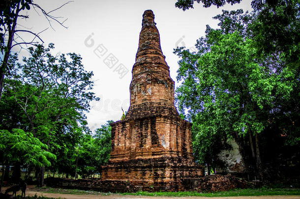 古代的庙采用泰国10