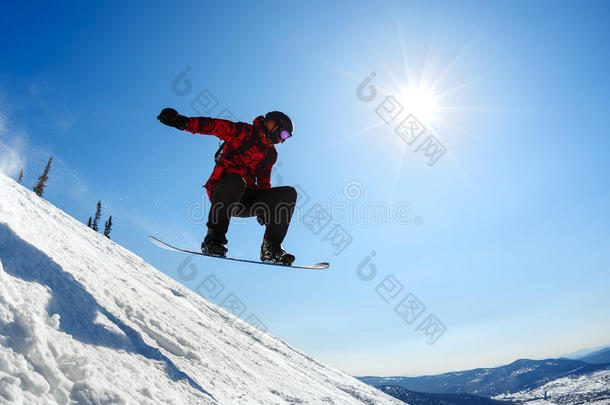 雪山飞魂用于跳跃的从指已提到的人跳板反对指已提到的人天