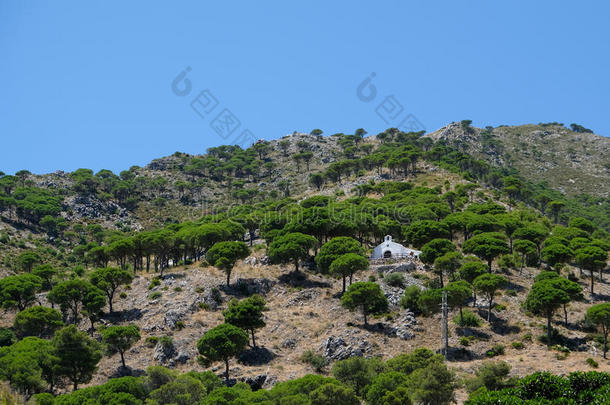 米哈斯,安达/西班牙-七月3:小教堂向山坡在近处米哈斯