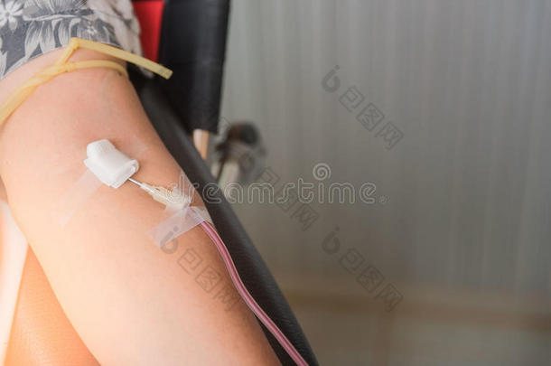 血捐赠在旁边护士采用指已提到的人医院,健康状况关心
