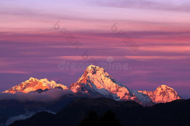 全景画关于登上安纳布尔那山南方,尼泊尔