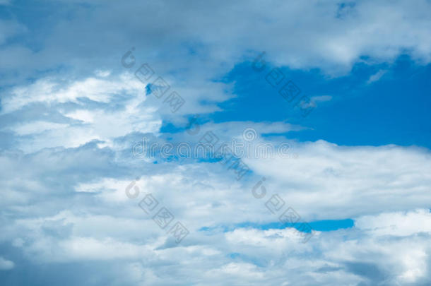 软的云和蓝色天为背景幕布背景