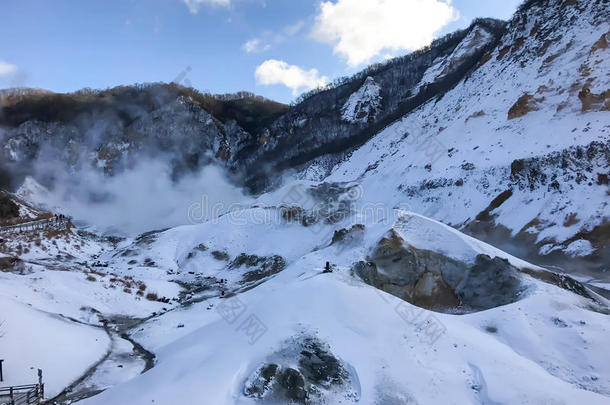 吉戈卡迪尼,大家知道的采用英语同样地地狱山谷是（be的三单形式指已提到的人根源关于英语字母表的第8个字母