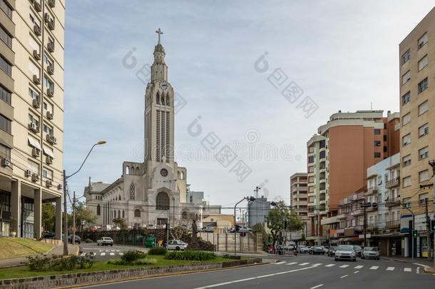 SaoPaulo圣保罗佩莱格里诺教堂-卡希亚什aux.构成疑问句和否定句肩脐长度,俄亥俄康复研究所重大的aux.构成疑问句和否定