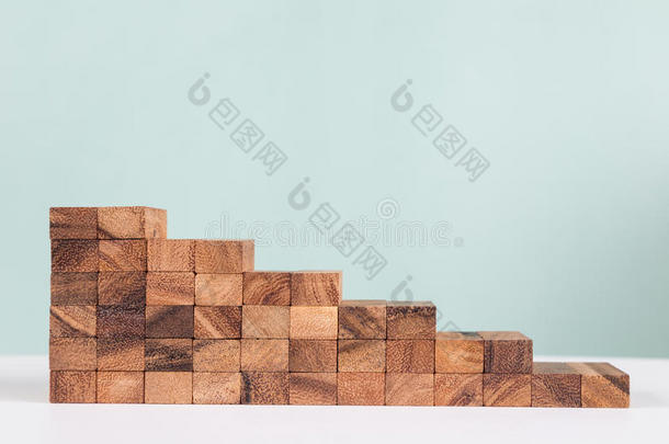 木制的块堆垛