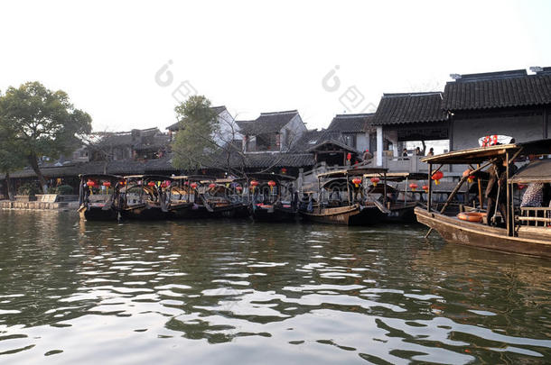 旅行者小船向指已提到的人水运河关于西塘城镇采用Ch采用a