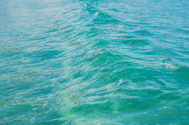 背景蓝色热带的海水逐渐<strong>扩散</strong>的感觉