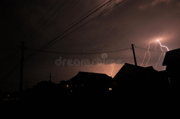 暴风雨