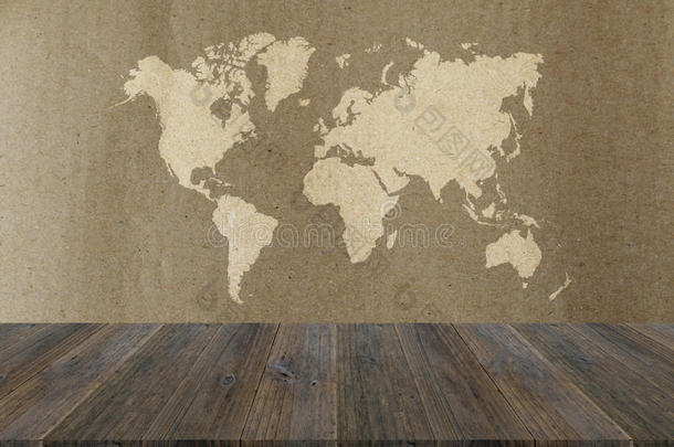卡纸板纸质地和木材台阶和世界地图
