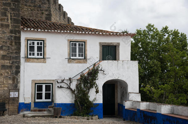 传统的中古的房屋采用<strong>奥</strong>比<strong>杜</strong>什,葡萄牙
