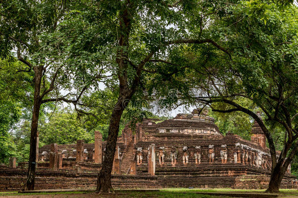 泰国或高棉的佛教寺或僧院青稞酒抢劫采用平平<strong>淡淡</strong>历史的公园.