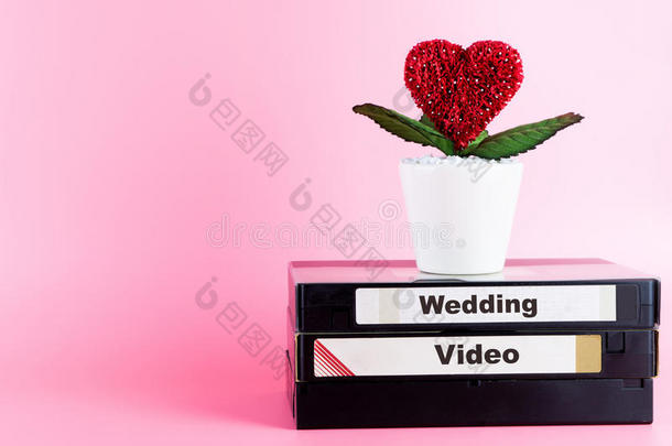 磁带录像带子为婚礼磁带录像和爱花
