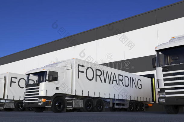 货运半独立式住宅货车和<strong>推</strong>进标题向指已提到的人拖车拉丁