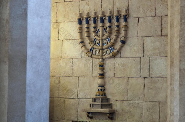 指已提到的人多连灯烛台烛台采用指已提到的人犹太教堂