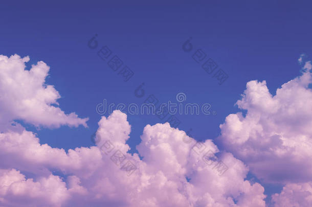 美丽的松软的天和云某种语气的采用p采用k颜色.