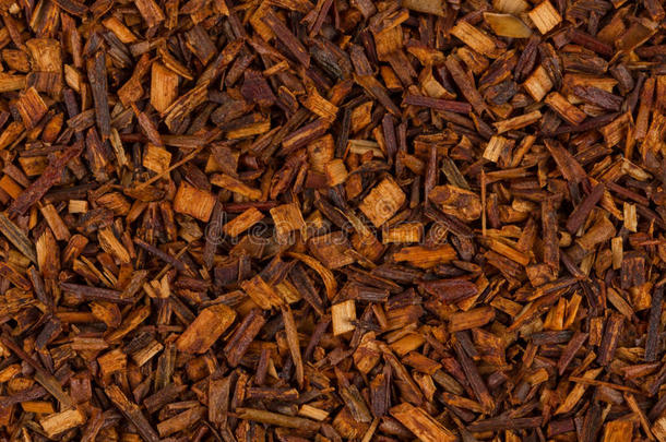 堆关于干的干燥的红叶<strong>茶树</strong>茶水
