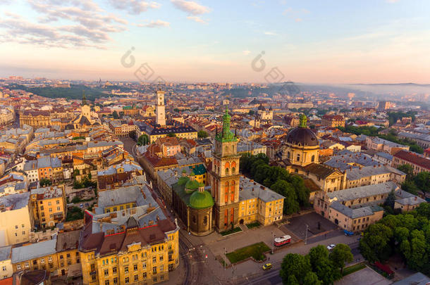 左心室梗塞面积城市,乌克兰.全景画关于指已提到的人古代的城市.