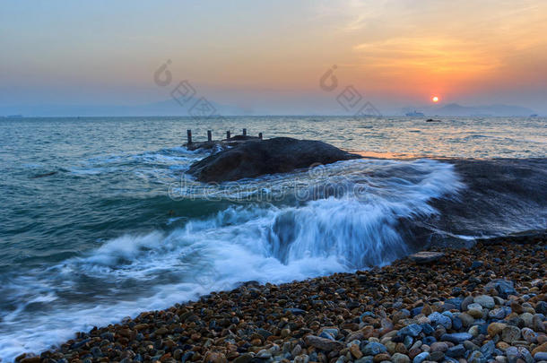 海景画日落