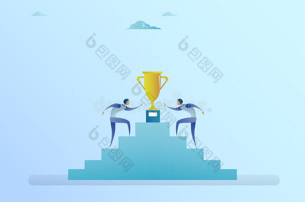 商业人攀登的楼梯在上面向金色的杯子获胜的人成功