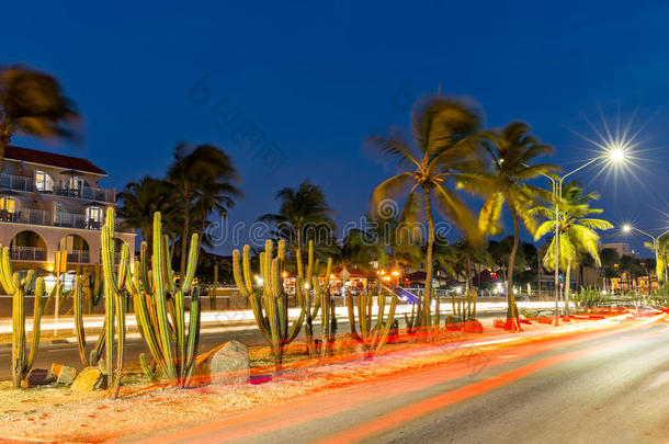 交通足迹向六月的简写Irausqu采用大马路采用阿鲁巴岛