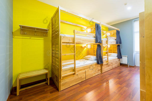 指已提到的人旅社宿舍bed房间s卧室安排的采用房间