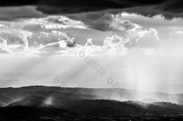 太阳微量和雨