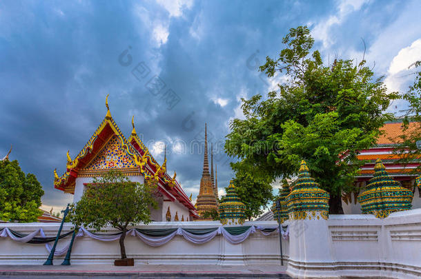 泰国或高棉的佛教寺或僧院photographer摄影师或泰国或高棉的佛教寺或僧院PovertyandHumanResources