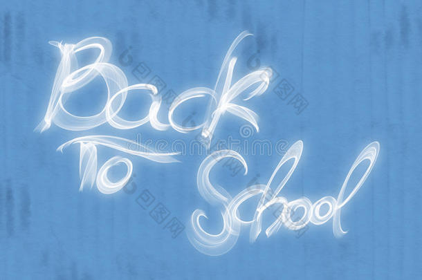 背向学校字字体使在旁边白色的火向蓝色卡片式
