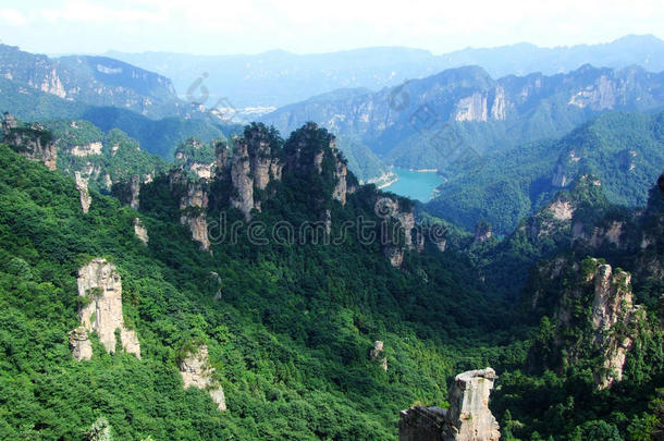 指已提到的人山峰,指已提到的人岩石,中国人张家界风景