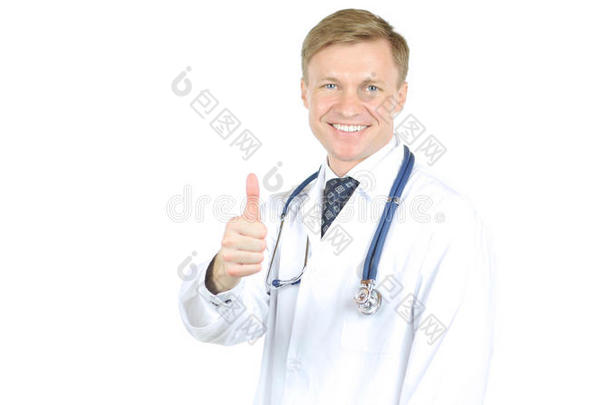 肖像关于一友好的医生微笑的礼物拇指在上面