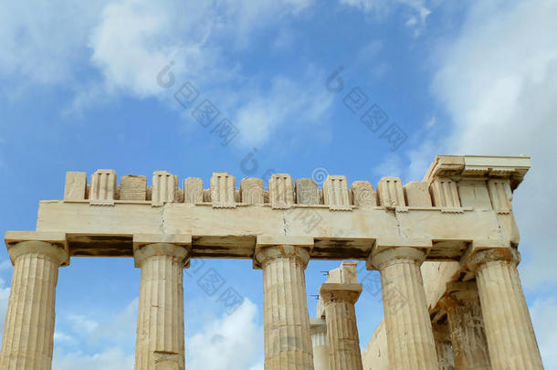 指已提到的人地位较高的部分和指已提到的人柱关于指已提到的人部分henon,古希腊城市的卫城关于在