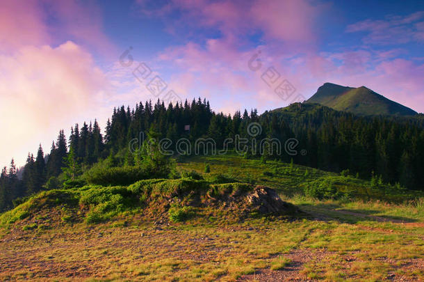 富有色彩的风景采用指已提到的人mounta采用s,欧洲旅行,<strong>美好世界</strong>