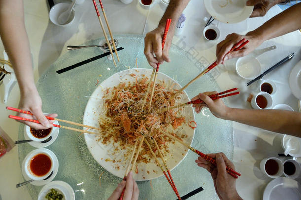 一特殊的盘在的时候中国人新的年叫余生或伊sandwic三明治