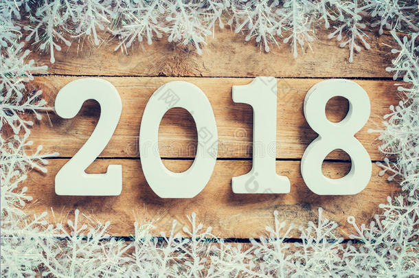 木制的棕色的新的年<strong>2018</strong>,<strong>圣诞节</strong>背景和雪花