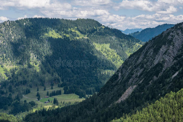 指已提到的人风景关于山采用蒂罗尔,巴伐利亚